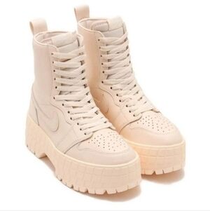 Nike Air Jordan 1 Brooklyn Sneaker Boot in Guava Ice Women's 11/Men's 9.5 NWOT